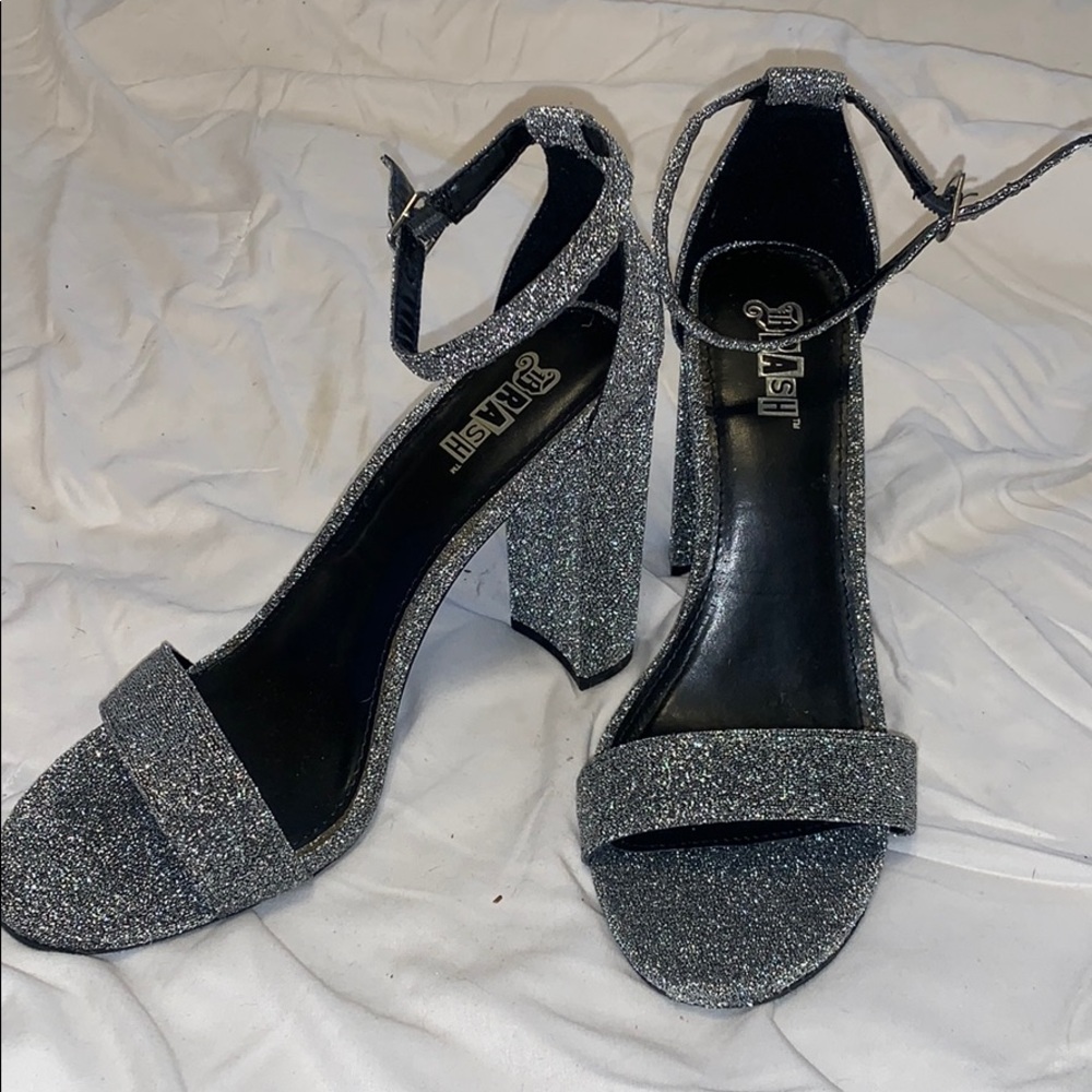 NWOT - like new Glitter block strap high heels